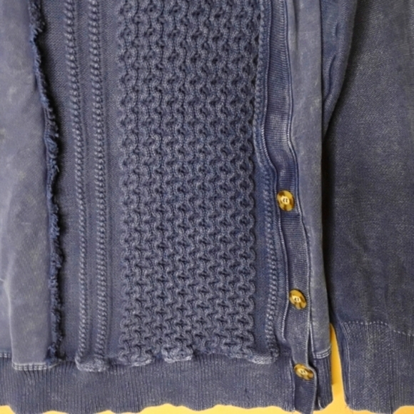 Natural Reflections Acid-Wash Knit Sweatshirt Sz M Cable Panel Side Buttons - Picture 4 of 9